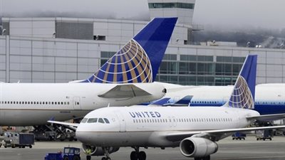 هاتف محمول يتسبب فى توقف رحلة طيران أمريكية بولاية كنتاكى 