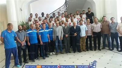  محافظ المنيا يلتقي الفريق الأول لكرة القدم 