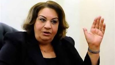 تهاني الجبالي عن واقعة رفضها خلع الحذاء: 