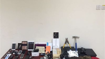 الإطاحة بعصابة تخصصت بالسرقة بعد خنق ضحاياها بـ 