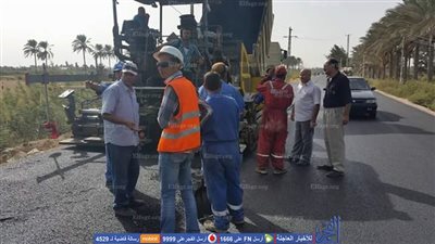 بدأ المرحلة الثانية من أعمال رصف طريق 