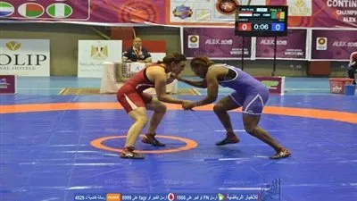 بطلة المصارعة النسائية سمر عامر تهدد باعتزال اللعبة بسبب تعنت الاتحاد