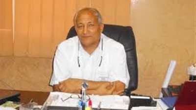 حى حدائق القبة يتمكن من تصليح عطل بالصرف الصحى بمجمع مدارس المليحة