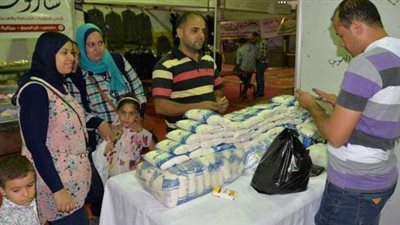 عاشوراء بدون سكر.. الأزمة تسرق الفرحة من المواطنين  وتترك لهم 