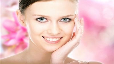 قناع يجعل بشرتك نقية كالكريستال في غضون ساعتين!