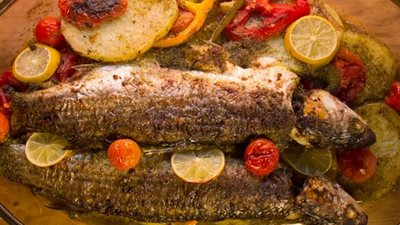 طريقة عمل طاجن سمك بالخضروات