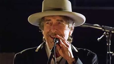 الموسيقي الأميركي بوب ديلان يحصد جائزة نوبل للآداب 2016