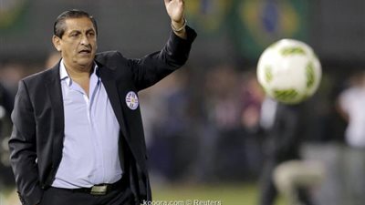 الهلال السعودي يحدد مدربه الجديد