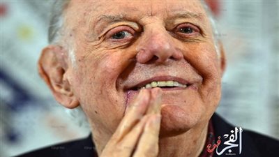 وفاة الكاتب المسرحي الإيطالي داريو فو عن 90 عاما