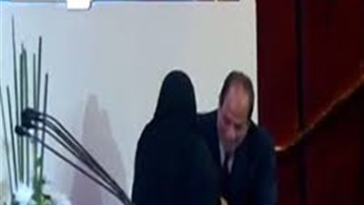 والدة الشهيد إسلام: السيسي إنسان لا يعوض