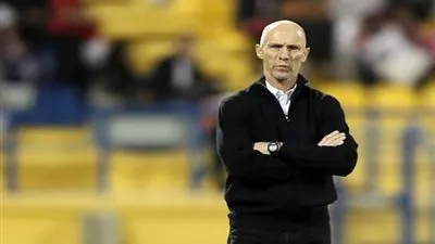 بوب برادلي يخطط لفرض أسلوبه على أرسنال والنني