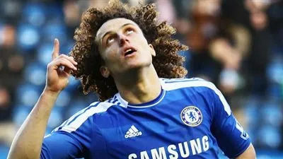 بالفيديو.. القائم ينقذ ديفيد لويز من فضيحة أمام ليستر سيتي