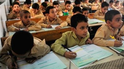 تفاقم ظاهرة الاعتداء على المدرسين .. وخبير تربوي: 4 أسباب ورائها 