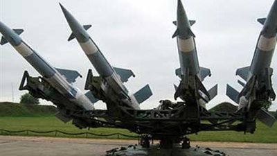 المانيا تبدء العمل على زيادة خطوطها الدفاعية 