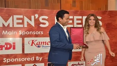 تكريم نجوم الفن والإعلام في احتفالية 