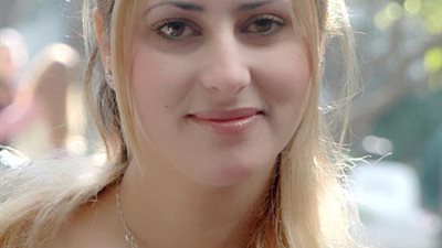 منال الصديقي تروي قصتها مع سرطان الثدي بشكل سينيمائي