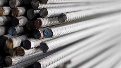 تراجع كبير في أسعار الحديد بالسوق السعودية نتيجة انخفاض الطلب