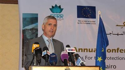 الاتحاد الأوروبي  يناقش قضايا الهجرة بالتعاون مع 