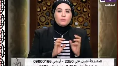  متصلة تبكي علي الهواء: 