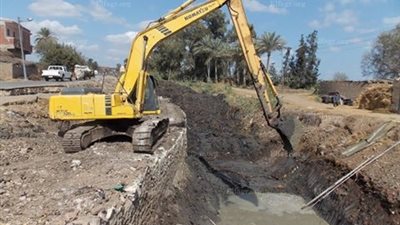 رئيس مجلس ميت سلسيل في الدقهلية: تغطية 4 انهيارات على ترعه الجوابر بتكلفة 2 مليون جنيهًا 