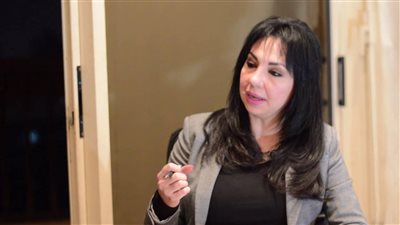 نيفين حجازي: المدمن يُعرف منذ طفولته.. والأصدقاء سبب دخول عالم الإدمان