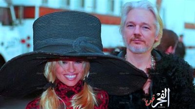 شائعات عن ممثلة حملت ساندويتشا لجوليان أسانج فسممه ومات