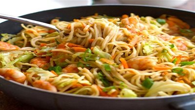 طريقة تحضير نودلز بالجمبرى