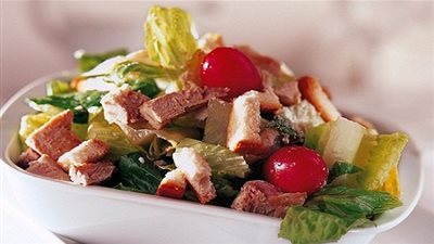 طريقة تحضير سلطة الرنجة بالطماطم والطحينة