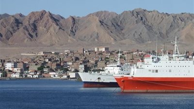 وصول 685 راكب لميناء نويبع و تداول 125 شاحنة