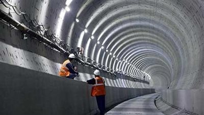 موقع عبري: مصر تُنشئ أنفاق بقناة السويس لضرب إسرائيل في 6 ساعات