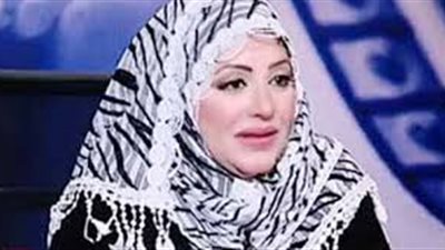 ميار الببلاوي عن المتظاهرين في 