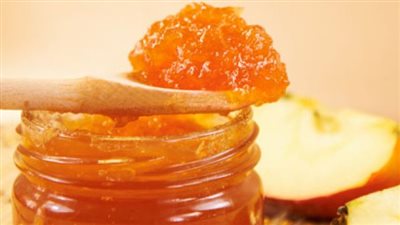 طريقة عمل مربى التفاح الأصفر والقرفة