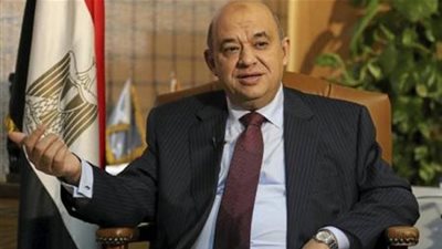 الأقصر تمنح وزير السياحة وسام الاحترام الشعبي