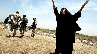 إعلامي عراقي: مقتل 15 إمرأة عراقية بنيران صديقة  