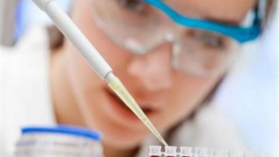 تعرفي على الفحوص الواجب إجرائها قبل الزواج