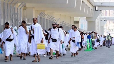 شركات سياحة: 30% ارتفاعًا في أسعار رحلات العمرة