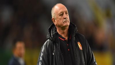 جوانجزو الصيني يكافئ سكولاري بعد الفوز بالدوري ويجدد عقده