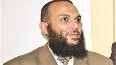 داعية مُدافعًا عن فتوى 