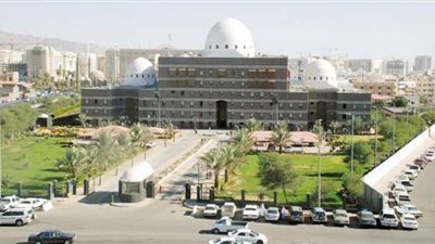 عمال النظافة يمتنعون عن العمل بسبب تأخر الرواتب بالمدينة