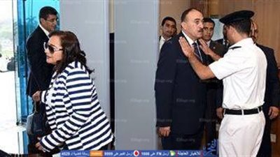  تفتيش ذاتي لرئيس الوزراء بشرم الشيخ (صور) 