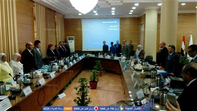 رئيس جامعة بنها للطلاب: ابتعدوا عن الأفكار السلبية المضرة بالصالح العام (صور) 