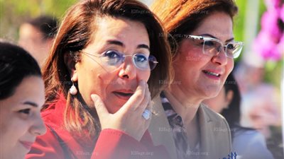 40 صورة ترصد وصول كبار رجال الدولة إلى مؤتمر 