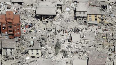 ثلاثة زلازل تضرب وسط إيطاليا وتخلف دمارا واسعا