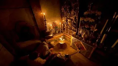 علماء يكشفون عن قبر المسيح لأول مرة منذ قرون 