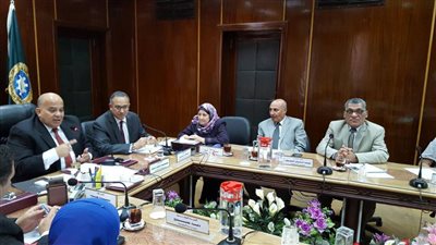 محافظ الدقهلية: بحيرة المنزلة كنز يجب الاستفادة منها  