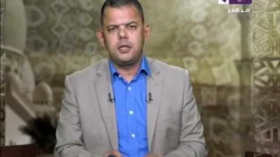 عالم أزهري: 