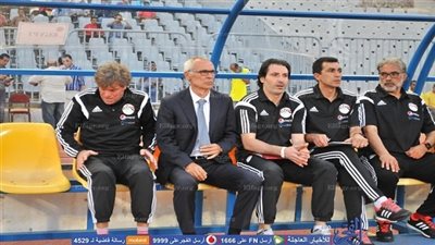 جهاز الفراعنة يحضر مباراة الزمالك وسموحة