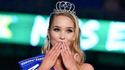 ملكة جمال آيسلندا تنسحب من مسابقة عالمية .. لهذا السبب!