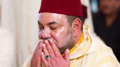 أهم أخبار المغرب اليوم.. الملك محمد السادس يصلي الجمعة في زنجبار