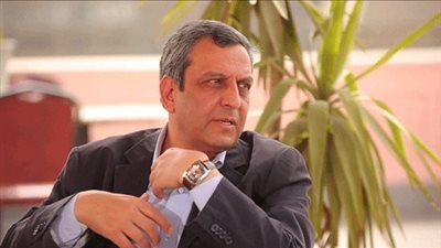 بدء محاكمة نقيب الصحفيين لاتهامه بإيواء مطلوبين أمنيا داخل مبنى النقابة 